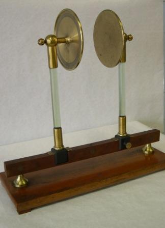 condensador de Aepinus